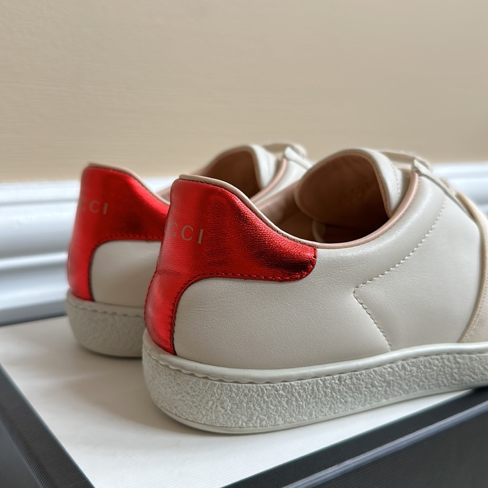 AUTHENTIC Gucci Ace Sneaker with Gucci Stripe - Picture 14 of 14